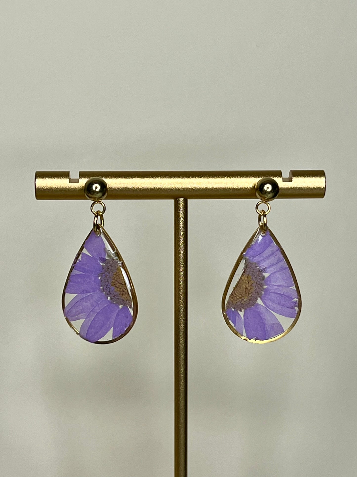 Lágrima floral margarita lila