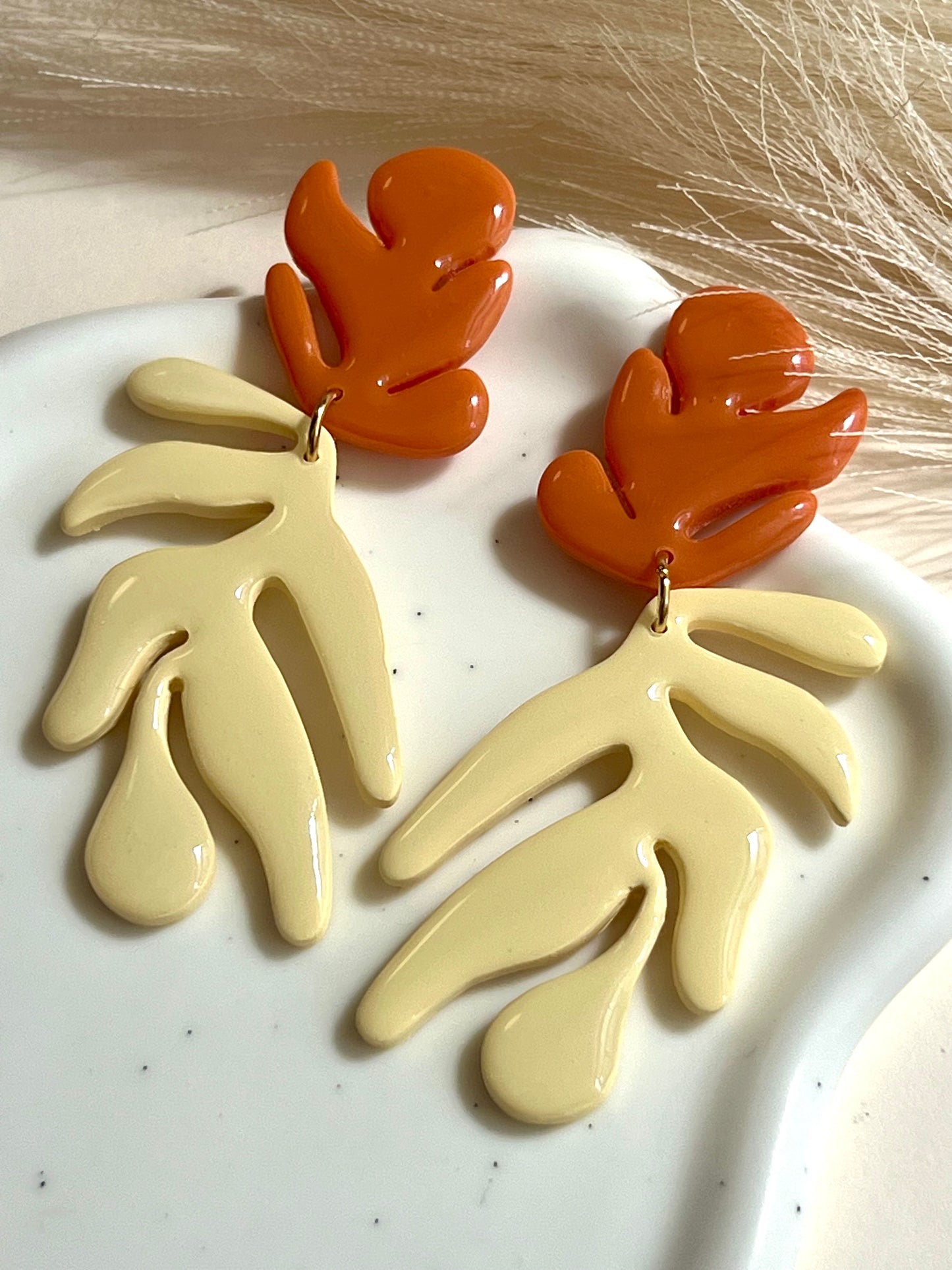 Coral amarillo y naranja