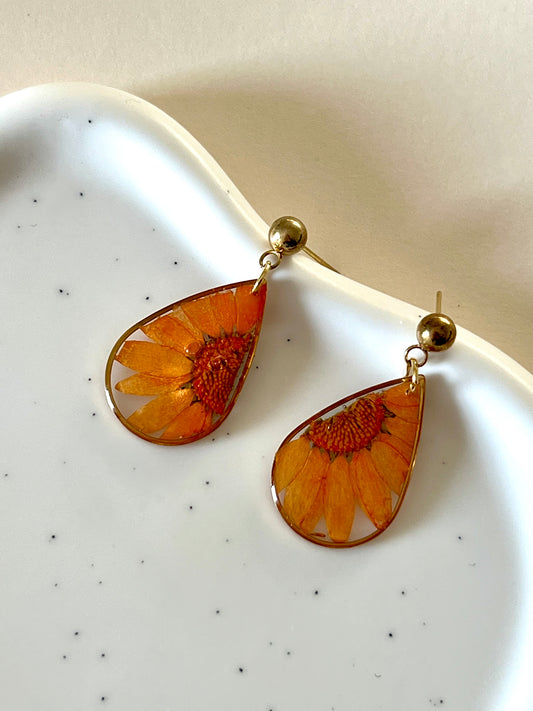 Lágrima floral margarita naranja