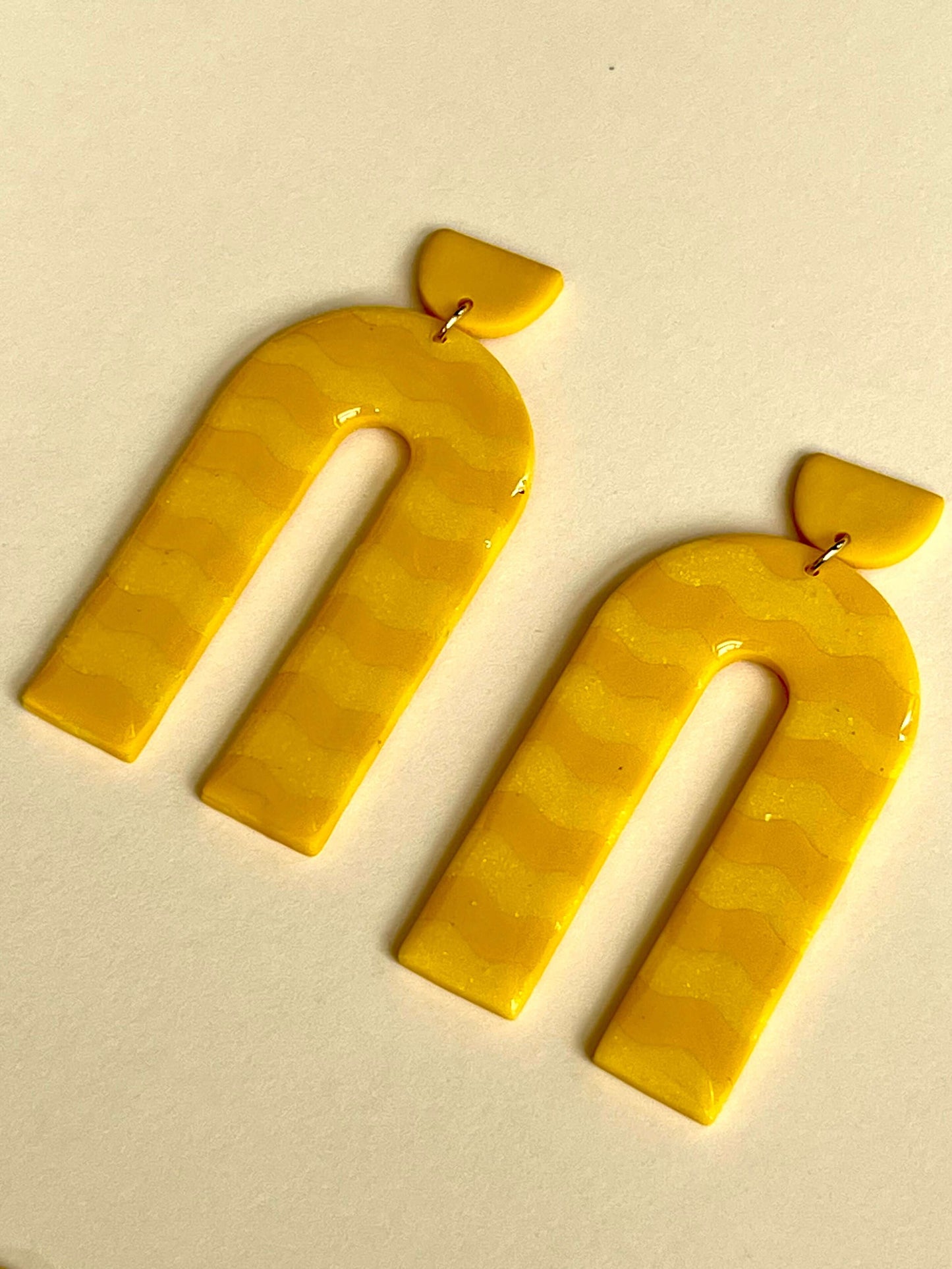 Atenas ondas amarillo