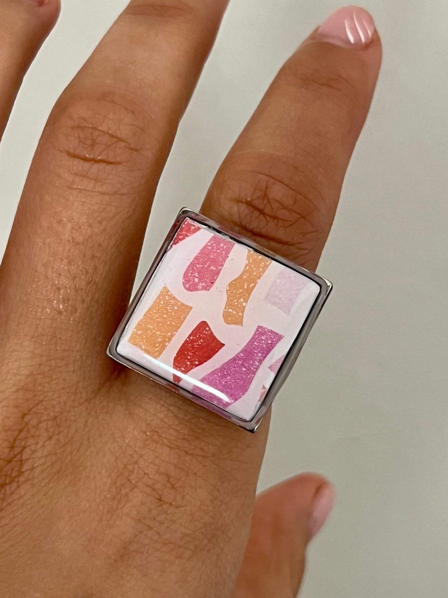 Anillo maxi terrazo plateado