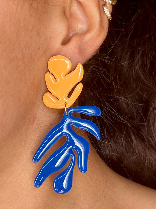 Coral azul eléctrico y naranja