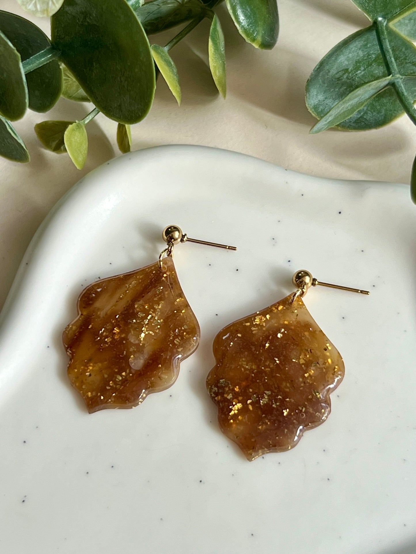 Becca mármol marrón