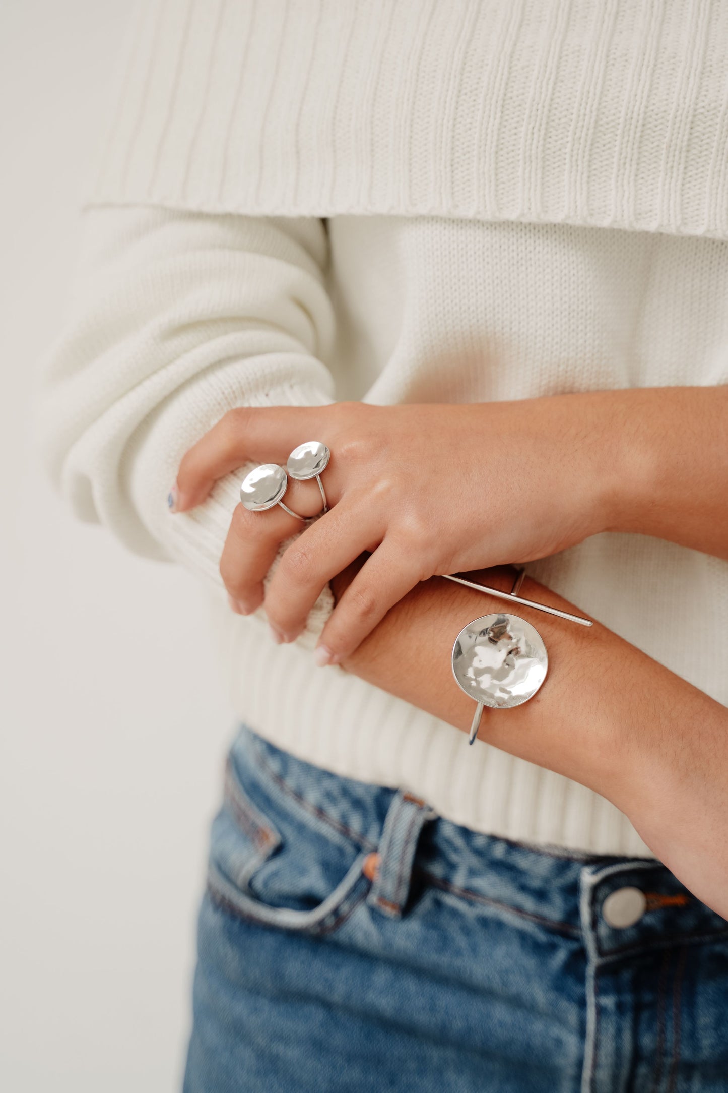 Brazalete Elara plateado