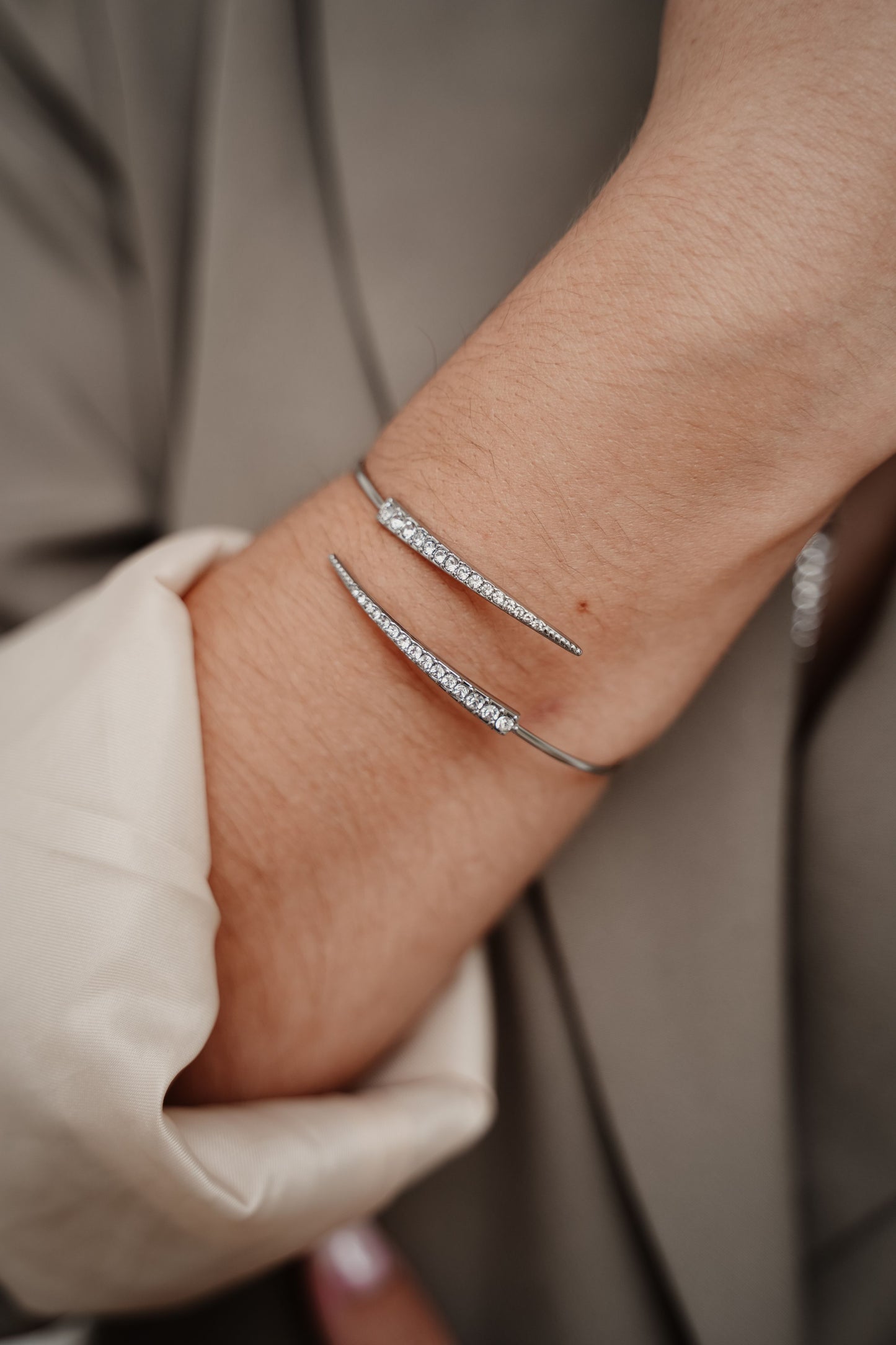 Brazalete Lúmina plateado